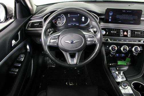 2023 Genesis G70 2.0T RWD