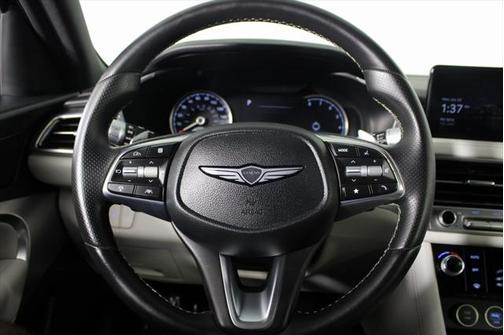 2024 Genesis G70 2.5T RWD