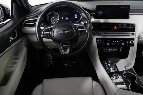 2024 Genesis G70 2.5T RWD
