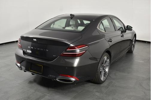 2025 Genesis G70 3.3T RWD Sport Advanced