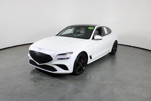2022 Genesis G70 3.3T RWD