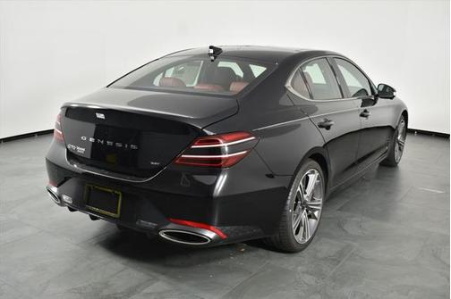 2025 Genesis G70 3.3T RWD Sport Advanced