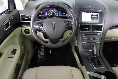 2016 Lincoln MKT EcoBoost