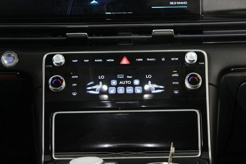 2025 Genesis GV80 2.5T