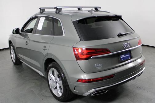 2023 Audi Q5 45 S line Premium Plus