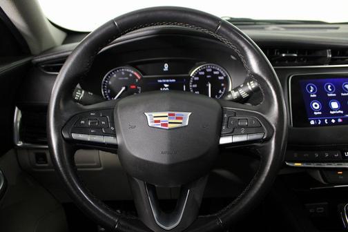 2021 Cadillac XT4 Premium Luxury