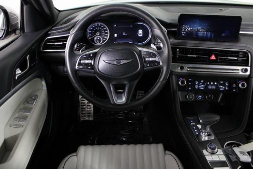 2025 Genesis G70 2.5T RWD