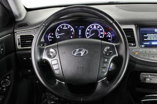2013 Hyundai Genesis 3.8