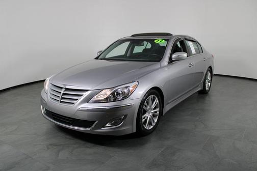 2013 Hyundai Genesis 3.8