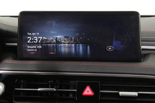 2025 Genesis G70 2.5T RWD