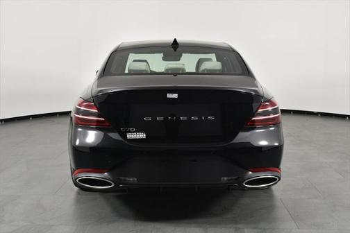 2025 Genesis G70 2.5T RWD