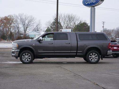 2022 RAM 3500 Limited Mega Cab 4x4 6'4' Box