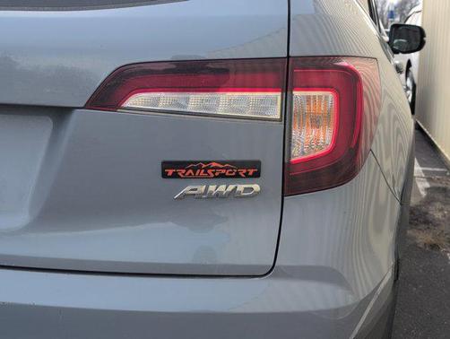 2022 Honda Pilot AWD TrailSport