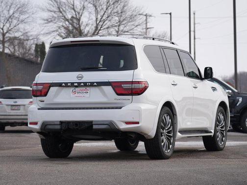 2023 Nissan Armada Platinum 4WD