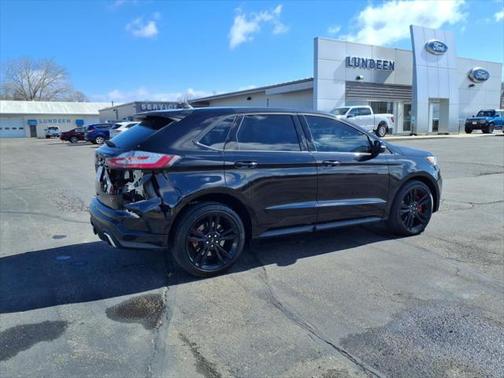 2022 Ford Edge ST