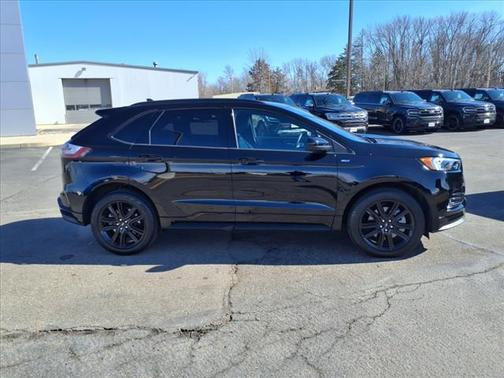 2024 Ford Edge ST Line