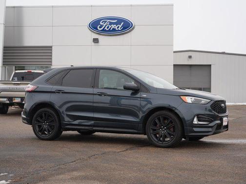 2022 Ford Edge ST Line
