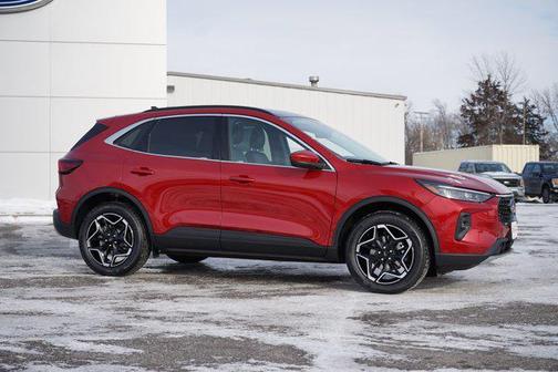 2026 Ford Escape Platinum