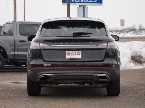 2021 Lincoln Nautilus Reserve