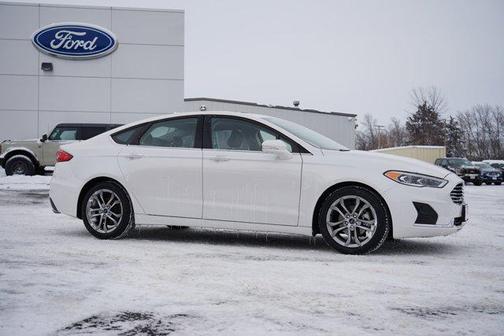 2020 Ford Fusion SEL