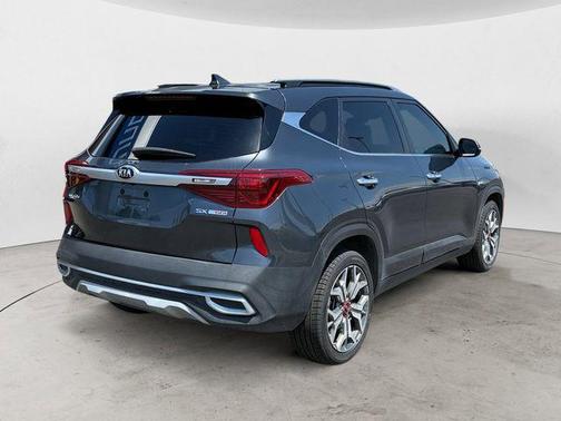 Gravity Gray 2021 Kia Seltos SX Turbo