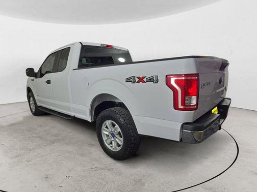 Oxford White 2017 Ford F-150 XL