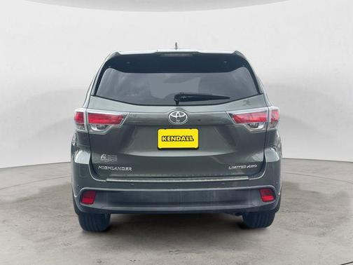 2016 Toyota Highlander Limited