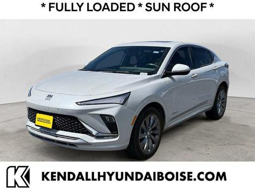 White Frost Tricoat 2025 Buick Envista Avenir FWD