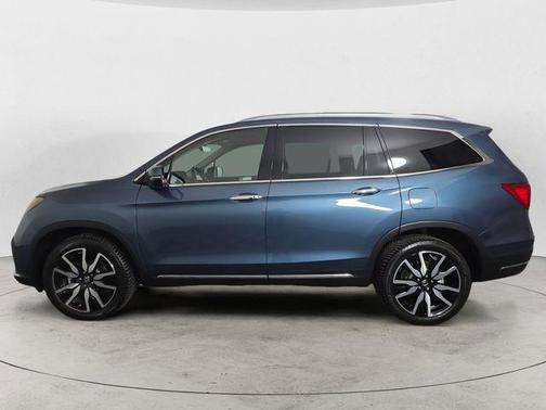 2019 Honda Pilot Touring 8-Passenger