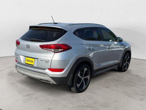 Molten Silver 2017 Hyundai TUCSON Sport