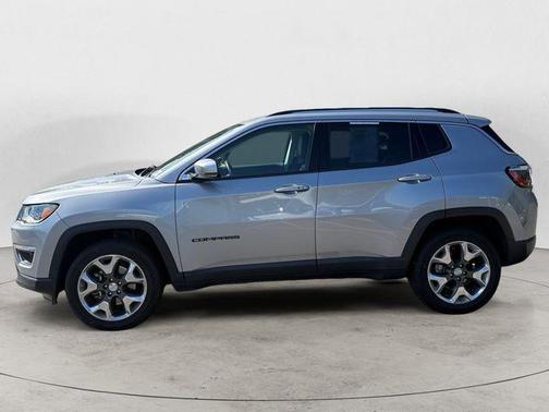 Billet Silver Metallic Clearcoat 2017 Jeep New Compass Limited
