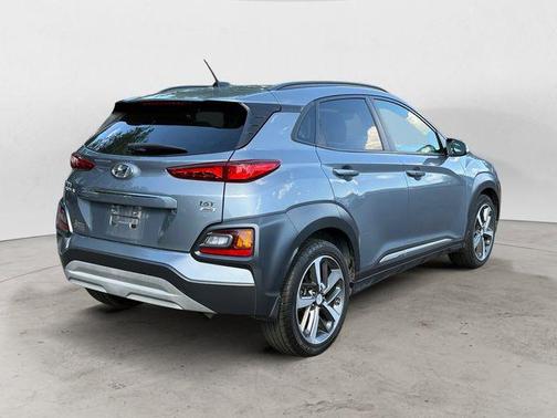 Sonic Silver 2018 Hyundai KONA Limited