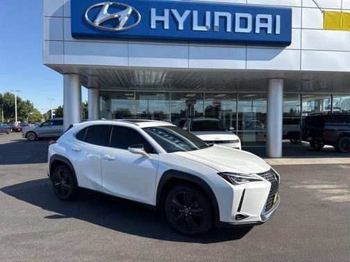 2020 Lexus UX 200 Base