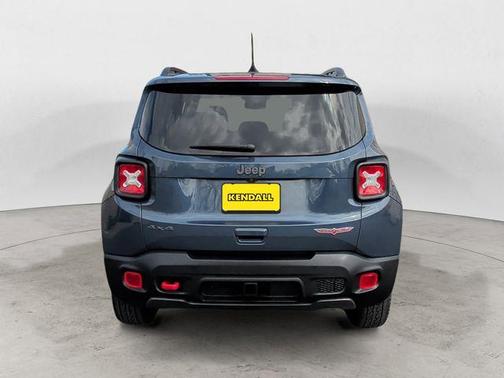 Slate Blue Pearlcoat 2021 Jeep Renegade Trailhawk