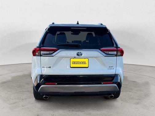 2021 Toyota RAV4 Hybrid SE