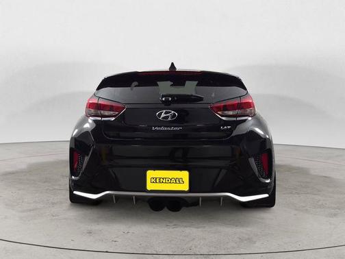 2020 Hyundai Veloster Base