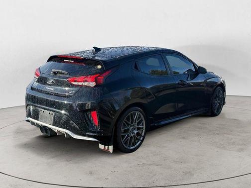 2020 Hyundai Veloster Base
