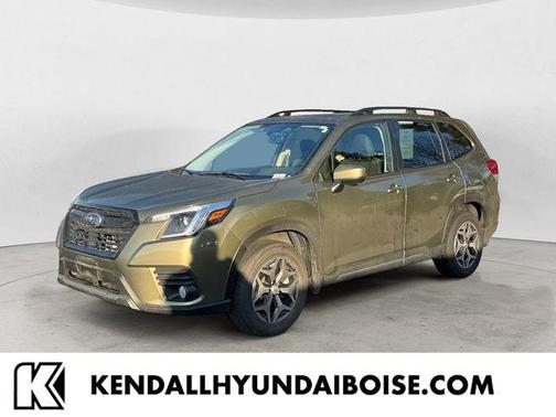 2023 Subaru Forester Premium
