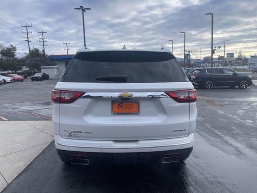 2021 Chevrolet Traverse Premier