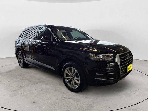 Night Black 2019 Audi Q7 55 Premium Plus