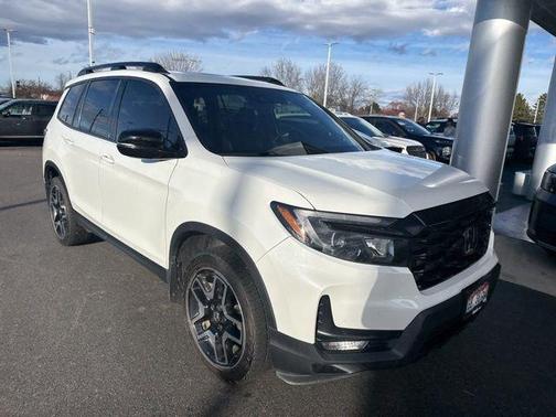 2022 Honda Passport AWD Elite