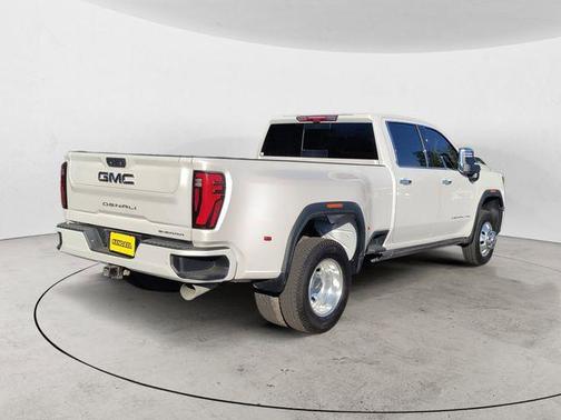 2024 GMC Sierra 3500 Denali