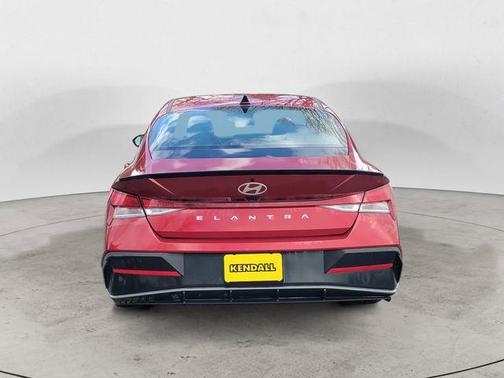 2025 Hyundai ELANTRA Sport