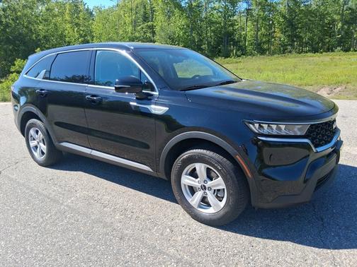 Ebony Black 2023 Kia Sorento LX