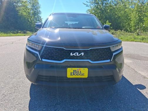 Ebony Black 2023 Kia Sorento LX