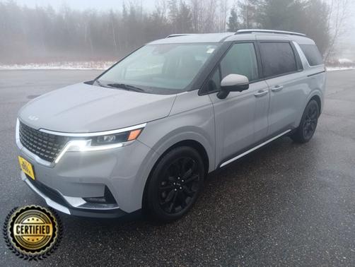 2022 Kia Carnival SX