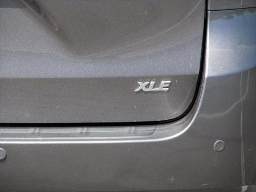 2013 Toyota Sienna XLE