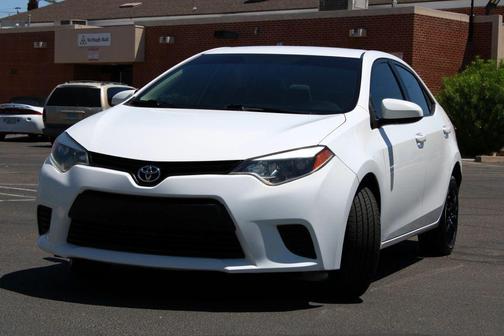 White 2014 Toyota Corolla LE