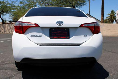 White 2014 Toyota Corolla LE