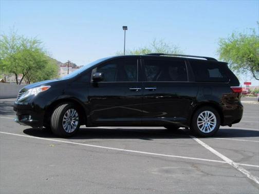 2015 Toyota Sienna XLE